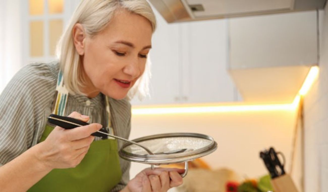 Low Iodine Diet THYROGEN® (thyrotropin alfa) for Injection